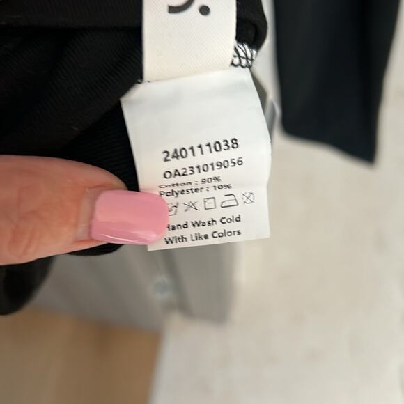 Commense Black and White Long Sleeve Top - Picture 6 of 8